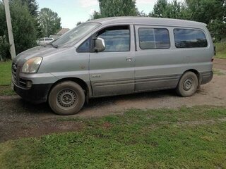 2007 Hyundai Starex I Рестайлинг 2, серебристый, 750000 рублей, вид 2
