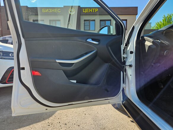 2014 Ford Focus III, белый, 1150000 рублей - вид 13