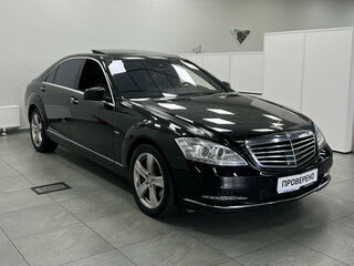 2012 Mercedes-Benz S-Класс 500 Long V (W221) Рестайлинг, чёрный, 1750000 рублей, вид 3