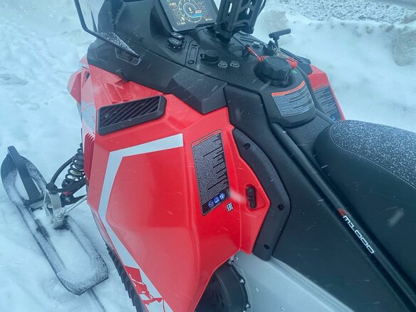 2023 OSM SM1000, красный - вид 12