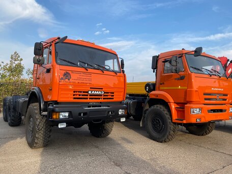 2012 КамАЗ 44108, оранжевый, 2750000 рублей, вид 5