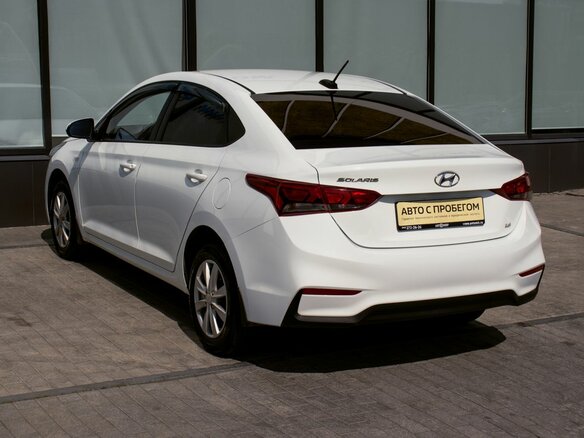 2018 Hyundai Solaris II, белый - вид 2