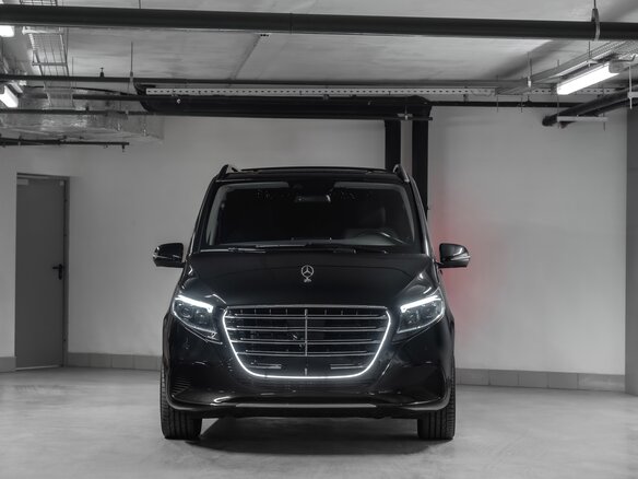 2023 Mercedes-Benz V-Класс 300 d экстра длинный III (W447) Рестайлинг, чёрный - вид 16