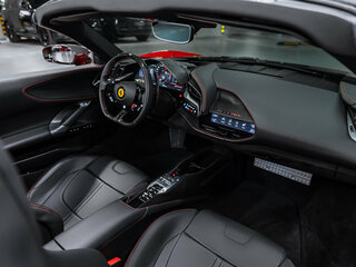 2023 Ferrari SF90 Spider, красный, 47500000 рублей, вид 2