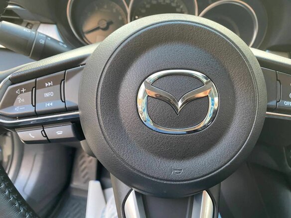 2020 Mazda 6 III (GJ) Рестайлинг 2, серый, 2900000 рублей - вид 15