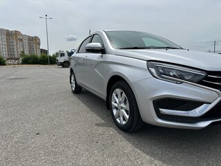 2023 Lada (ВАЗ) Vesta I Рестайлинг (NG), серебристый, 1450000 рублей, вид 2