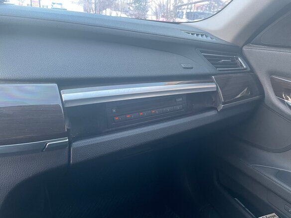 2011 BMW 7 серии Long 750Li xDrive V (F01/F02/F04), чёрный, 2000000 рублей - вид 15