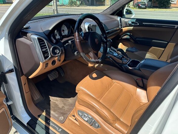 2013 Porsche Cayenne S Diesel II (958), белый, 3990000 рублей - вид 10
