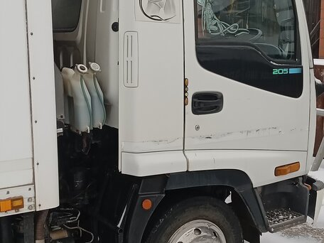 2000 Isuzu Forward (F-Series), белый, 2600000 рублей, вид 4