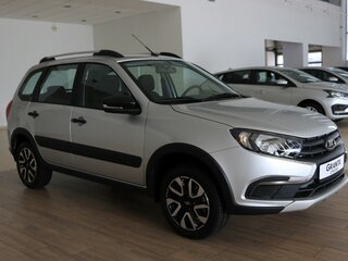 2026 Lada (ВАЗ) Granta Cross I Рестайлинг, серебристый, 1255000 рублей, вид 2