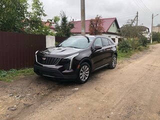 2020 Cadillac XT4 I, фиолетовый, 3400000 рублей, вид 1