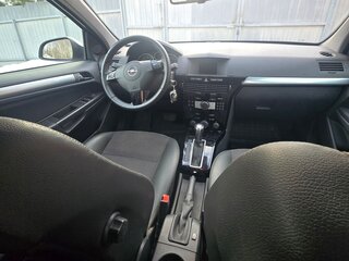 2014 Opel Astra H Рестайлинг, серебристый, 850000 рублей, вид 5