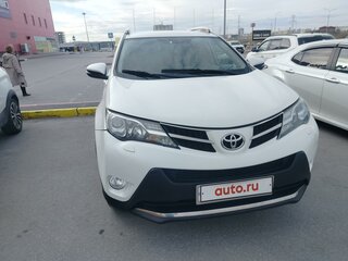 2013 Toyota RAV4 IV (XA40), белый, 2450000 рублей, вид 4