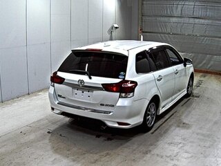2015 Toyota Corolla Fielder XI (E160, E170, E180) Рестайлинг 1, белый, 1000000 рублей, вид 2