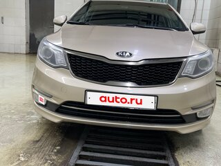 2015 Kia Rio III Рестайлинг, бежевый, 1150000 рублей, вид 1