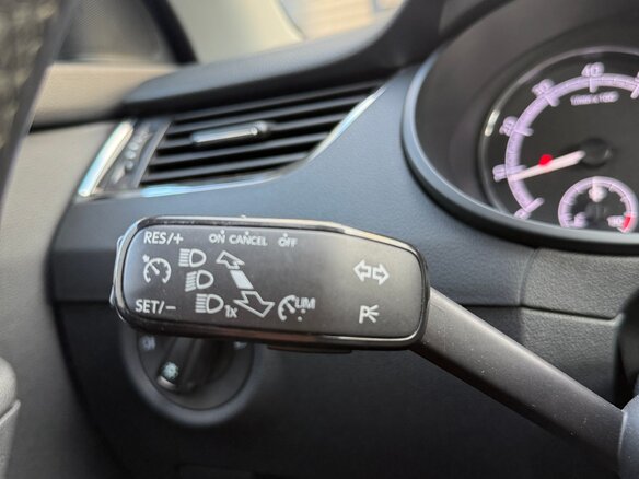 2018 Skoda Octavia III (A7) Рестайлинг, синий, 1549500 рублей - вид 16