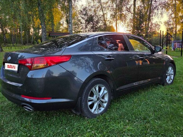 2013 Kia Optima III, серый, 1000000 рублей - вид 4