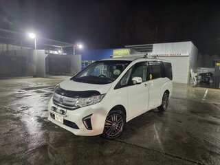 2019 Honda Stepwgn V Рестайлинг, белый, 1720000 рублей, вид 1