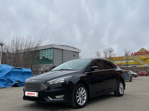 2018 Ford Focus III Рестайлинг, чёрный, 1500000 рублей - вид 1