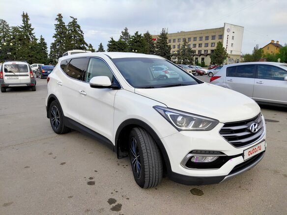 2015 Hyundai Santa Fe III Рестайлинг, белый, 2100000 рублей