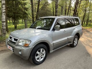 2004 Mitsubishi Pajero III Рестайлинг, серебристый, 1000000 рублей, вид 1