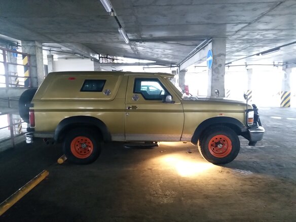 1995 Ford Bronco V, золотистый, 5000000 рублей - вид 14