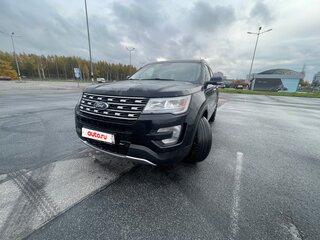 2017 Ford Explorer V Рестайлинг, чёрный, 2750000 рублей, вид 3