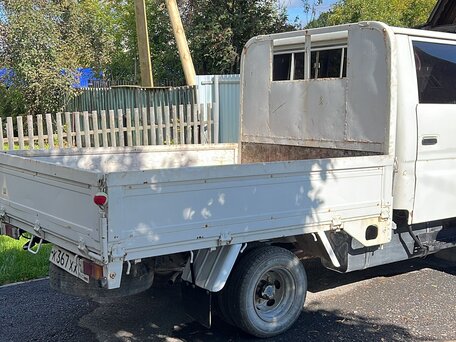 1998 Toyota Dyna, белый, 550000 рублей, вид 3