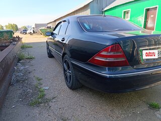 2001 Mercedes-Benz S-Класс 320 IV (W220), чёрный, 675000 рублей, вид 4