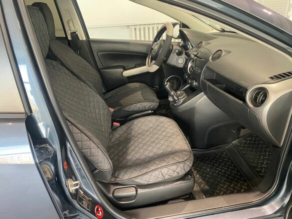 2008 Mazda 2 II (DE), серый, 346000 рублей - вид 19