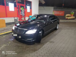 2008 Mercedes-Benz S-Класс 550 Long V (W221), чёрный, 1889000 рублей, вид 1