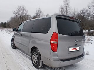 2011 Hyundai Grand Starex I, серый, 1550000 рублей, вид 3