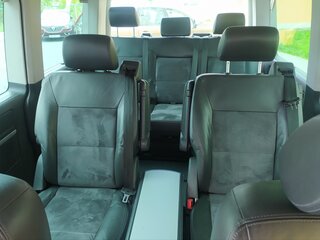 2010 Volkswagen Multivan T5 Рестайлинг, коричневый, 2080000 рублей, вид 5