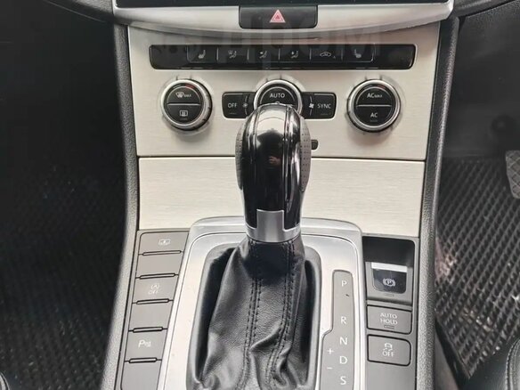 2012 Volkswagen Passat B7, белый, 1250000 рублей - вид 5