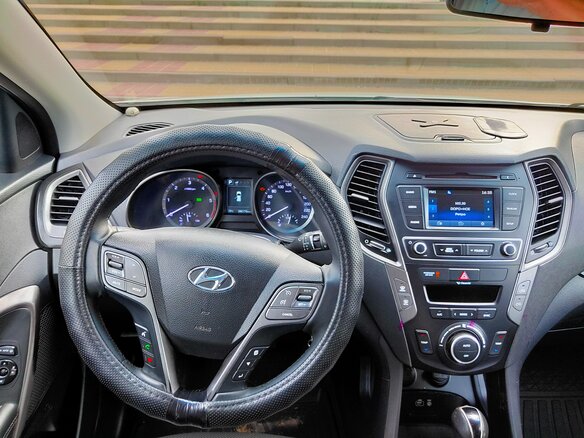 2015 Hyundai Santa Fe III Рестайлинг, белый, 2100000 рублей - вид 3