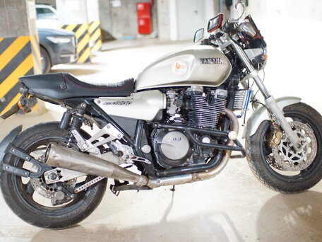 1997 Yamaha XJR1200, серебристый, 420000 рублей, вид 3