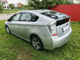 2009 Toyota Prius III (XW30), серый, 710000 рублей, вид 4