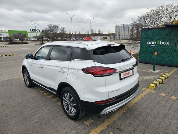 2021 Geely Atlas Pro, белый, 2399000 рублей - вид 16