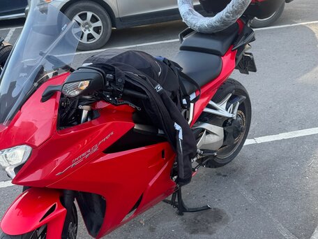 2014 Honda VFR 800, красный, 750000 рублей, вид 5