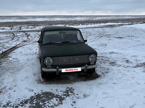 1972 Lada (ВАЗ) 2101, зелёный, 100000 рублей