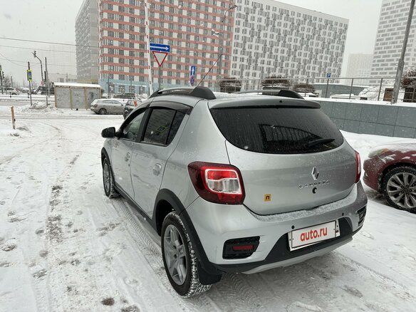 2021 Renault Sandero Stepway II Рестайлинг, серый - вид 9