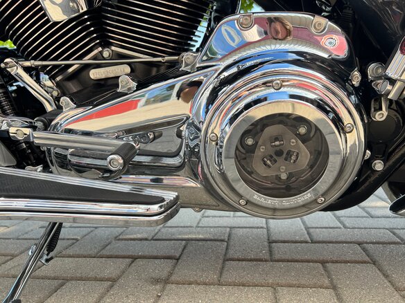 2019 Harley-Davidson CVO Road Glide, серебристый, 2900000 рублей - вид 20