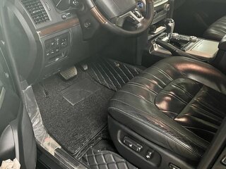 2019 Toyota Land Cruiser 200 Series Рестайлинг 2, чёрный, 7700000 рублей, вид 4