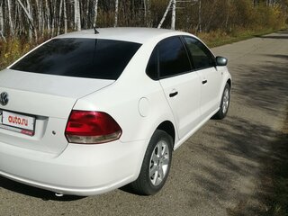 2012 Volkswagen Polo V, белый, 750000 рублей, вид 3