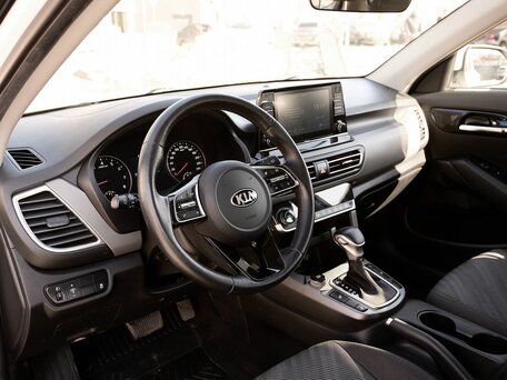 2021 Kia Seltos I, белый, 2278000 рублей, вид 5