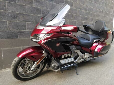 2019 Honda GL 1800 Gold Wing, красный, 2299000 рублей, вид 3
