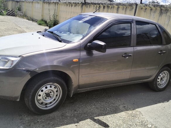 2014 Lada (ВАЗ) Granta I, коричневый, 550000 рублей