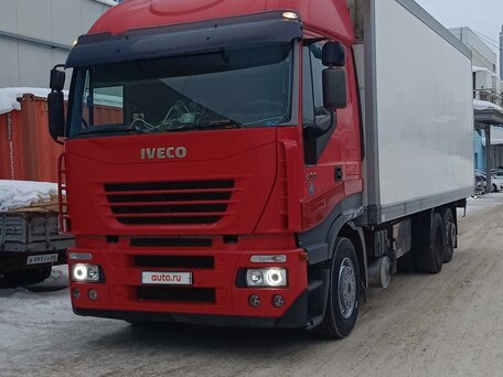 2003 Iveco Stralis, красный, 2000000 рублей, вид 1