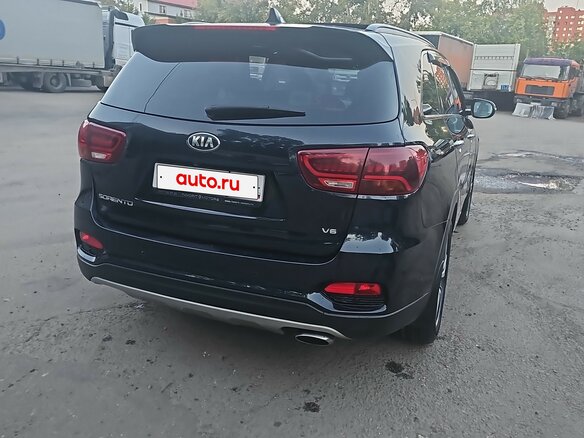 2018 Kia Sorento III Prime Рестайлинг, синий, 3900000 рублей - вид 2