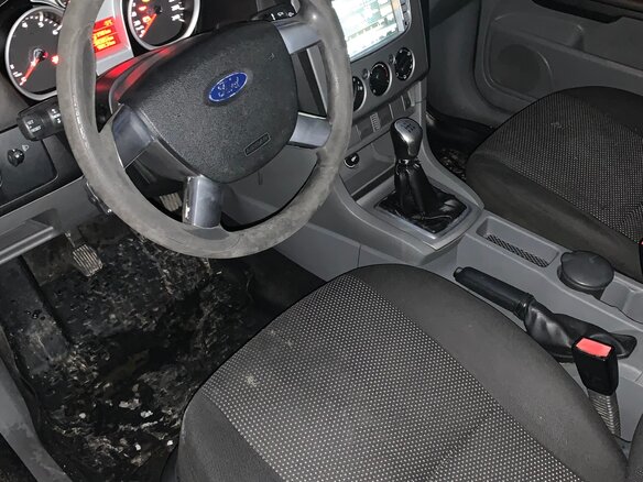 2010 Ford Focus II Рестайлинг, серый, 550000 рублей - вид 8